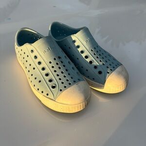 Native Kids Water Shoes in Light Blue and White